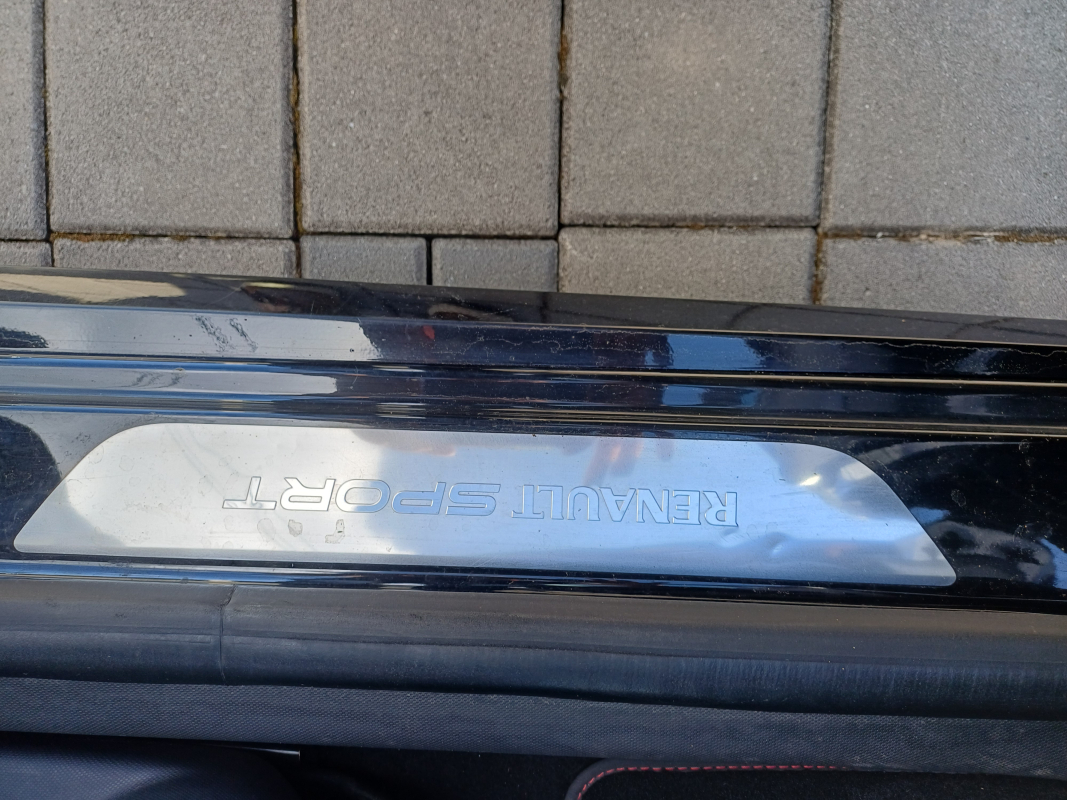 Renault Clio — 32