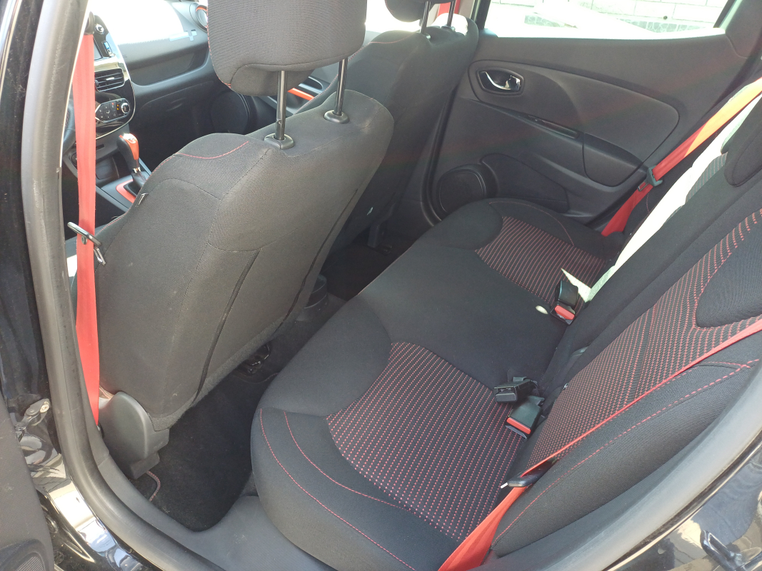 Renault Clio — 21