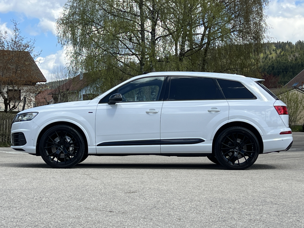 Audi Q7 — 2