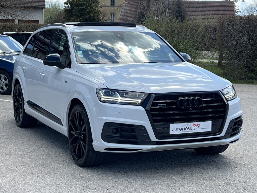 Audi Q7 — 7