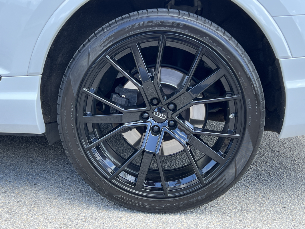 Audi Q7 — 29