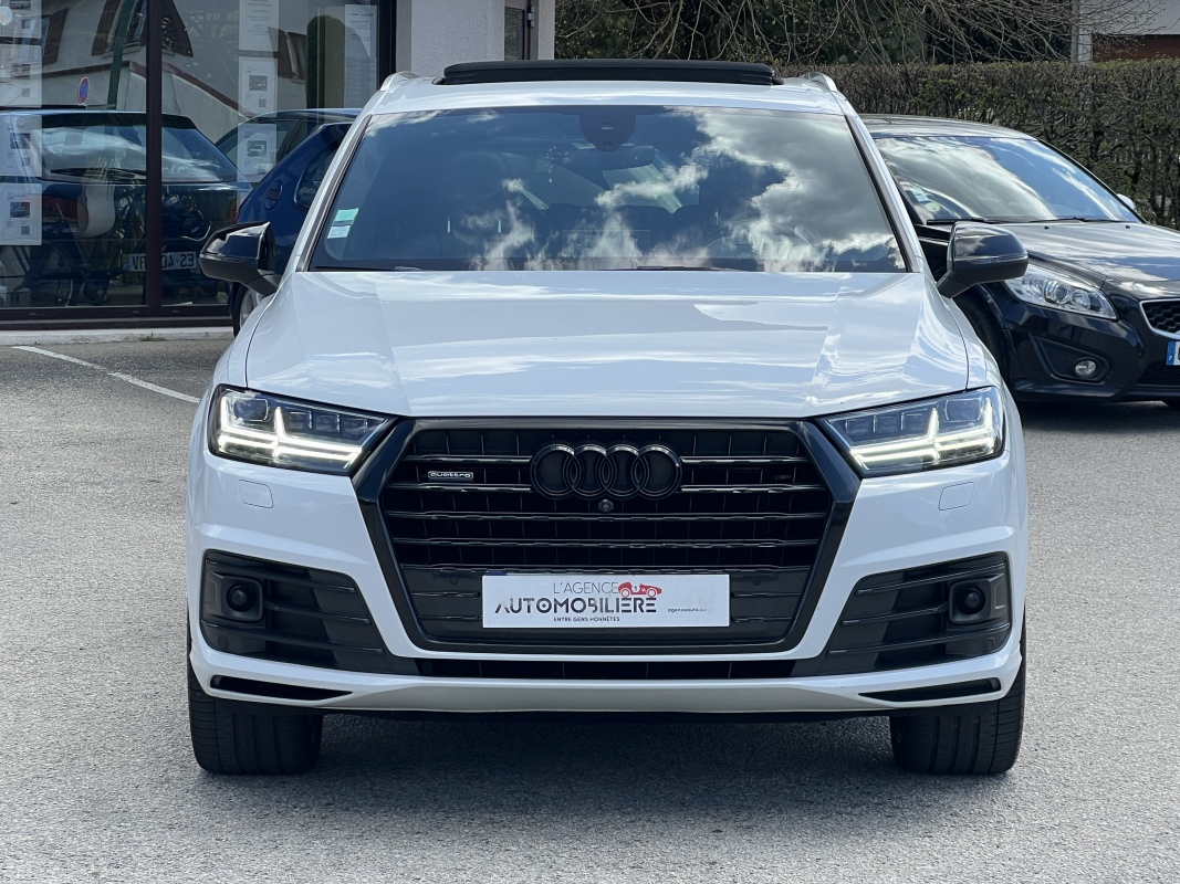 Audi Q7 — 8