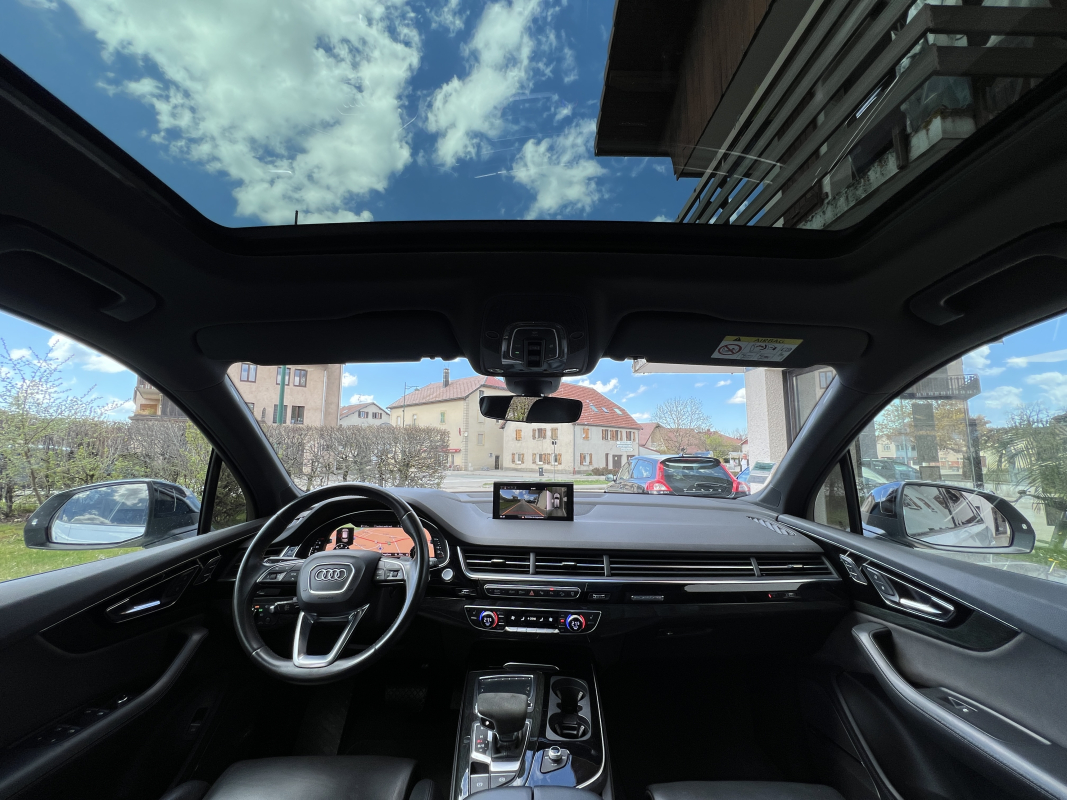 Audi Q7 — 10