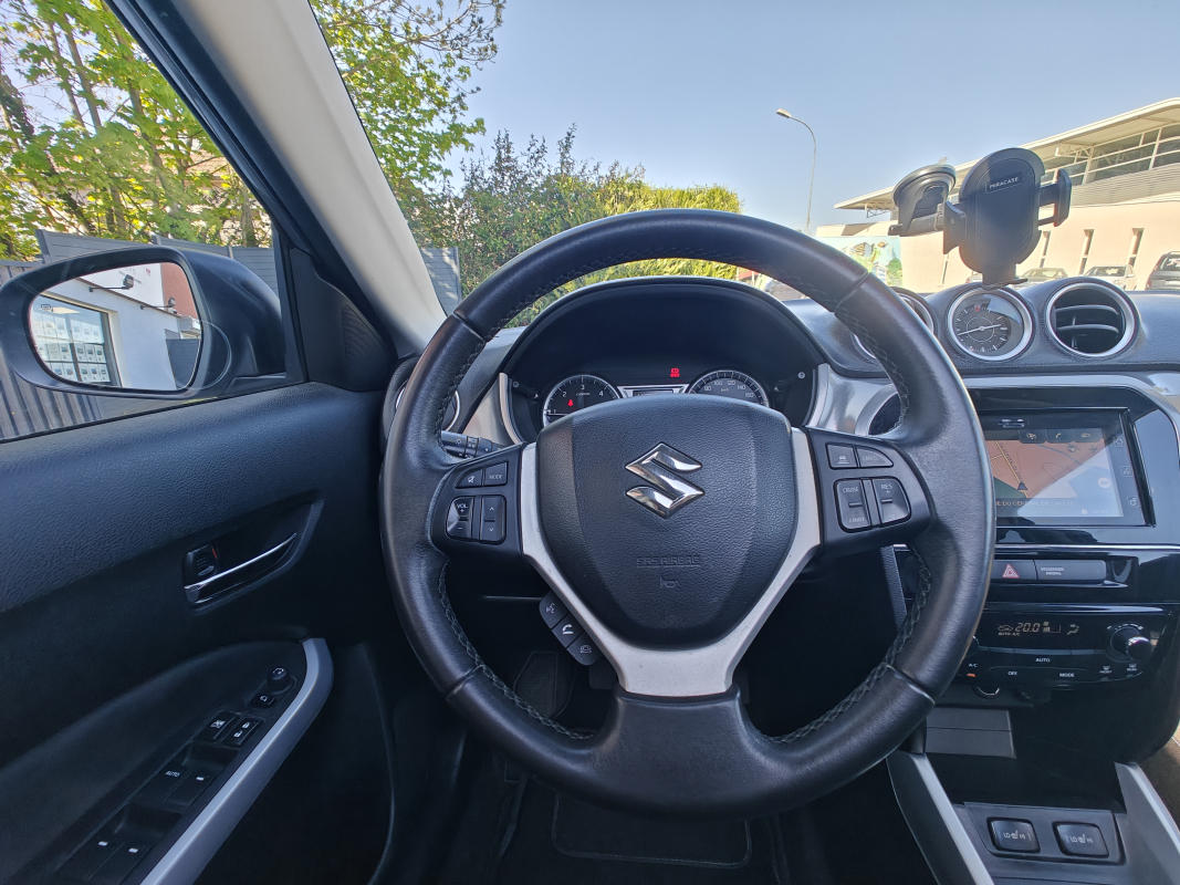 Suzuki Vitara — 18