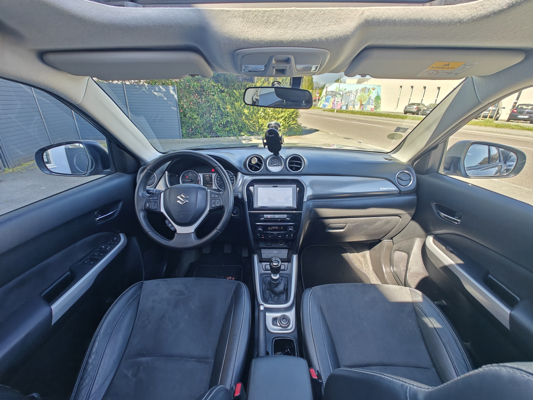 Suzuki Vitara — 16
