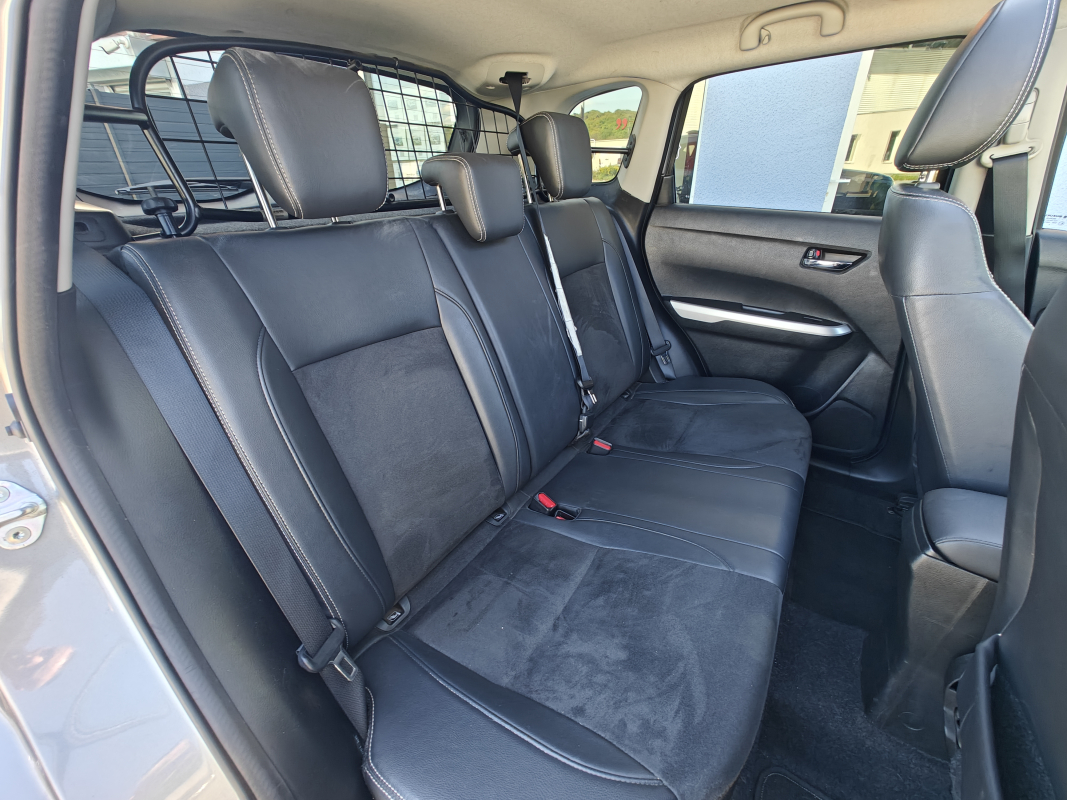 Suzuki Vitara — 13