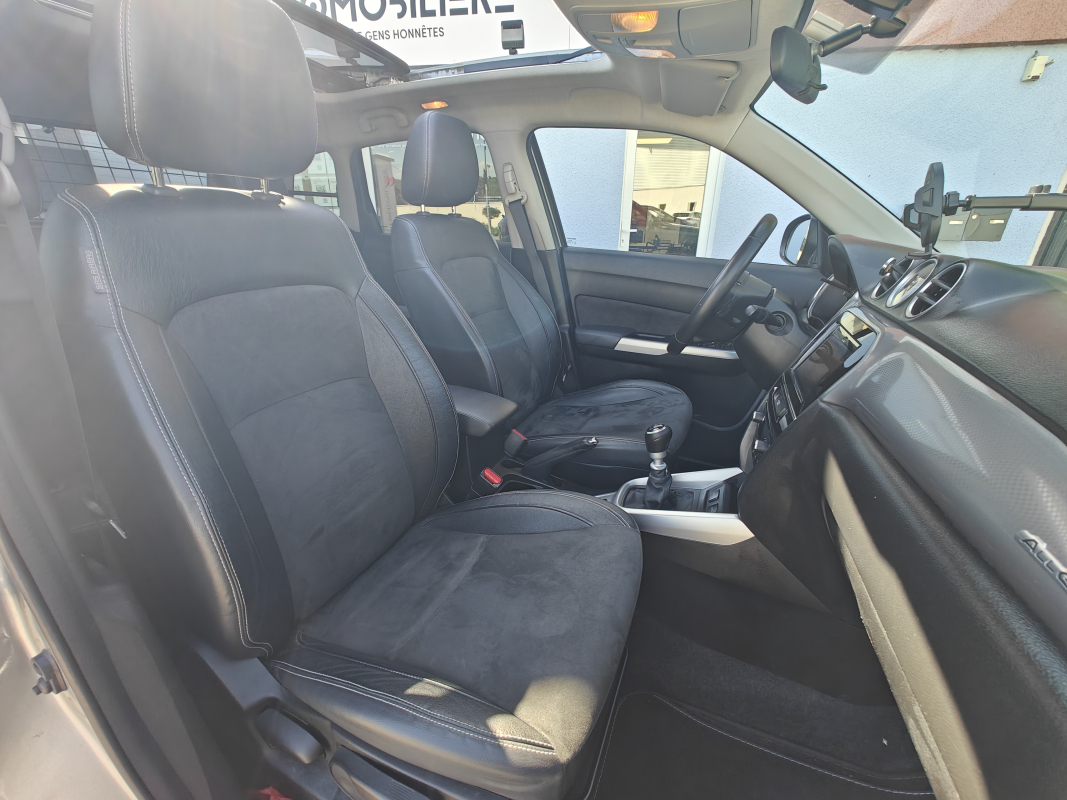 Suzuki Vitara — 11