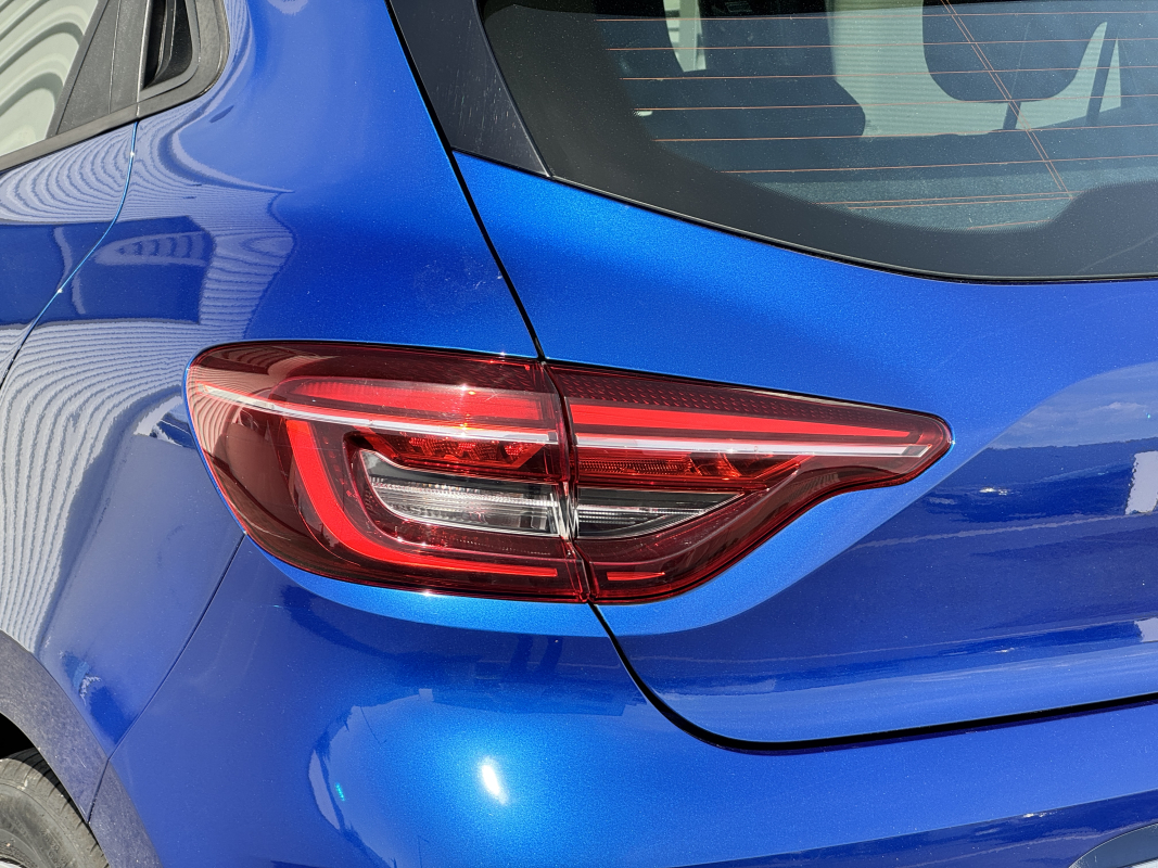 Renault Clio — 33