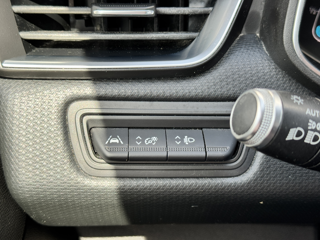 Renault Clio — 23
