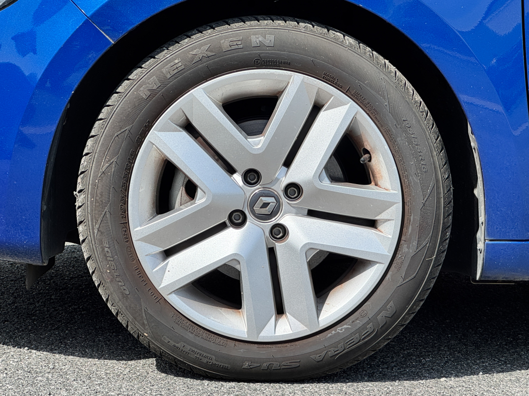 Renault Clio — 37