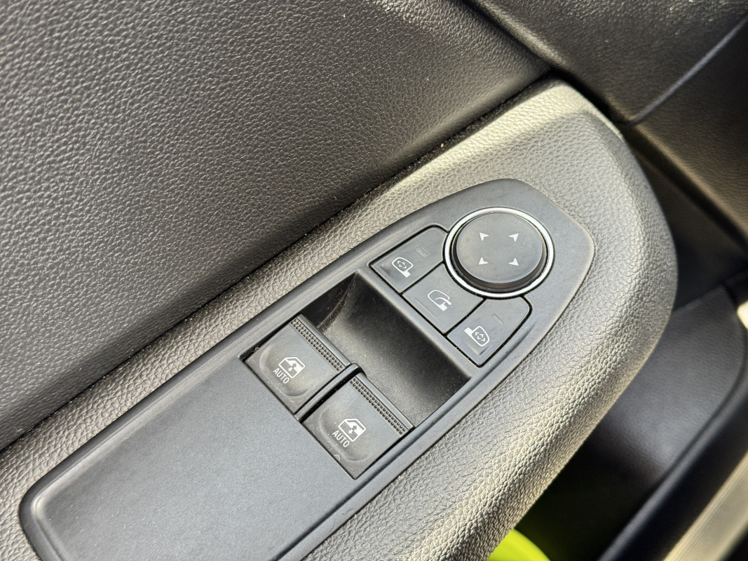 Renault Clio — 28