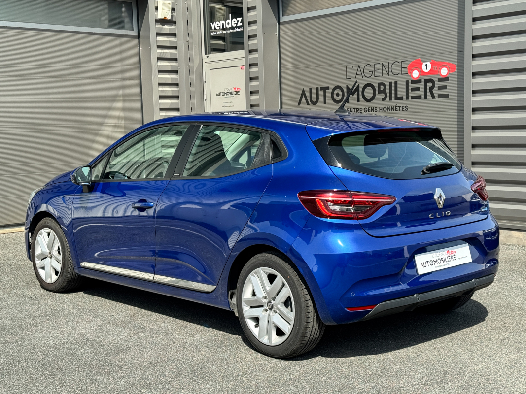 Renault Clio — 5