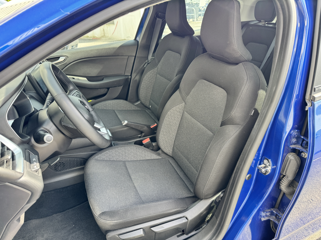 Renault Clio — 11