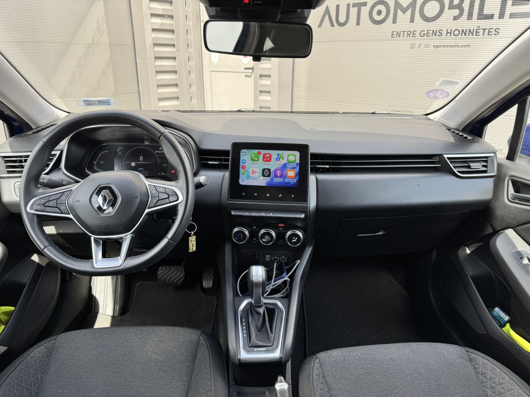 Renault Clio — 9