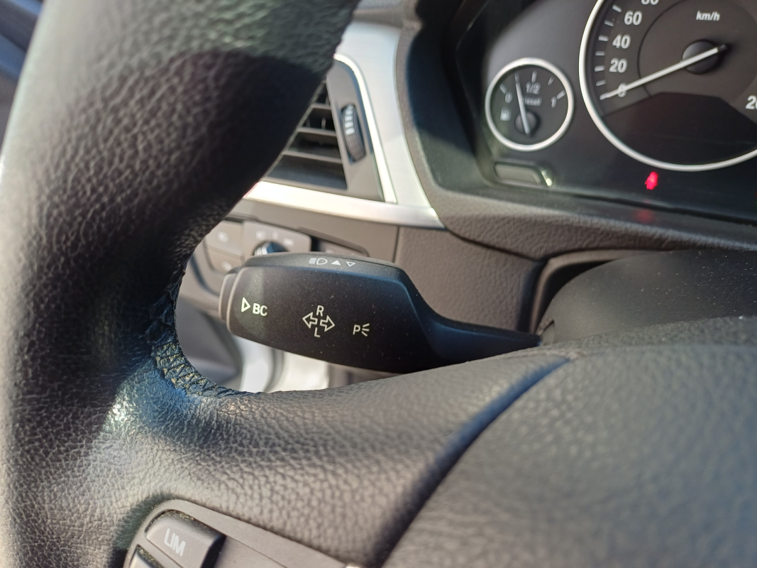 Bmw Série 3 Touring — 13