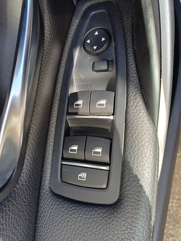 Bmw Série 3 Touring — 18