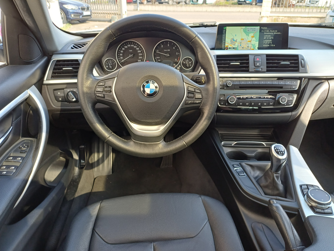 Bmw Série 3 Touring — 11