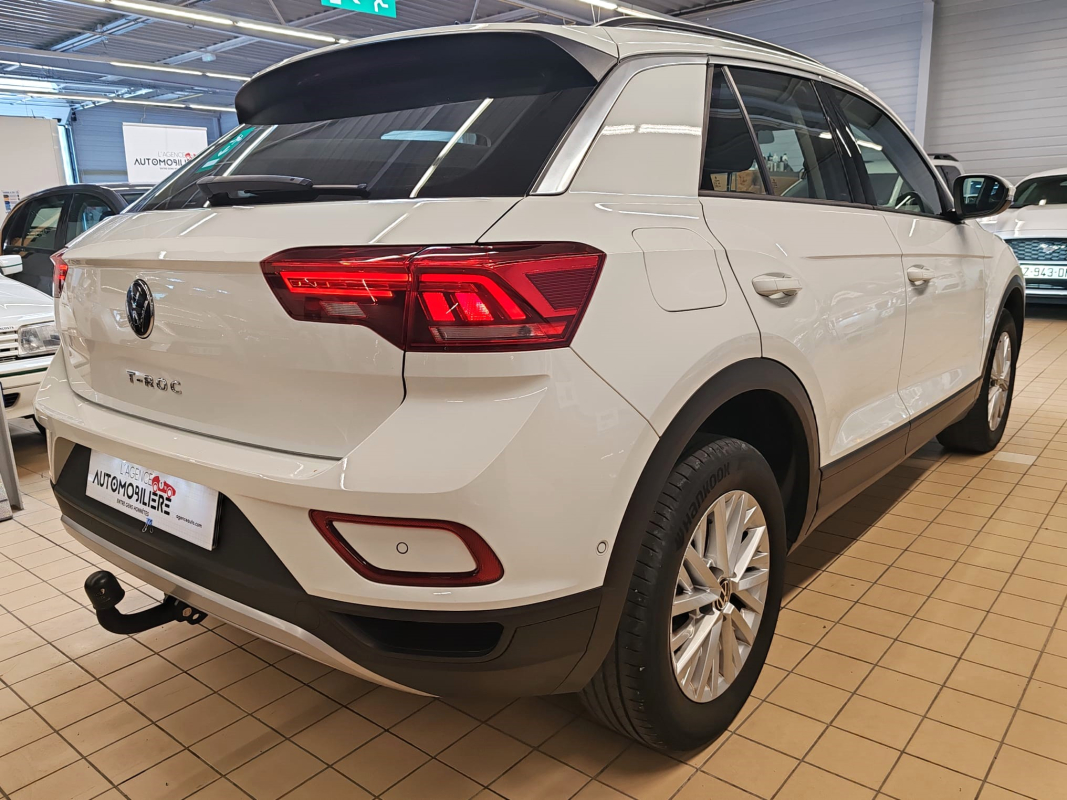 Volkswagen T-roc — 12