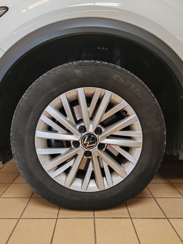 Volkswagen T-roc — 38
