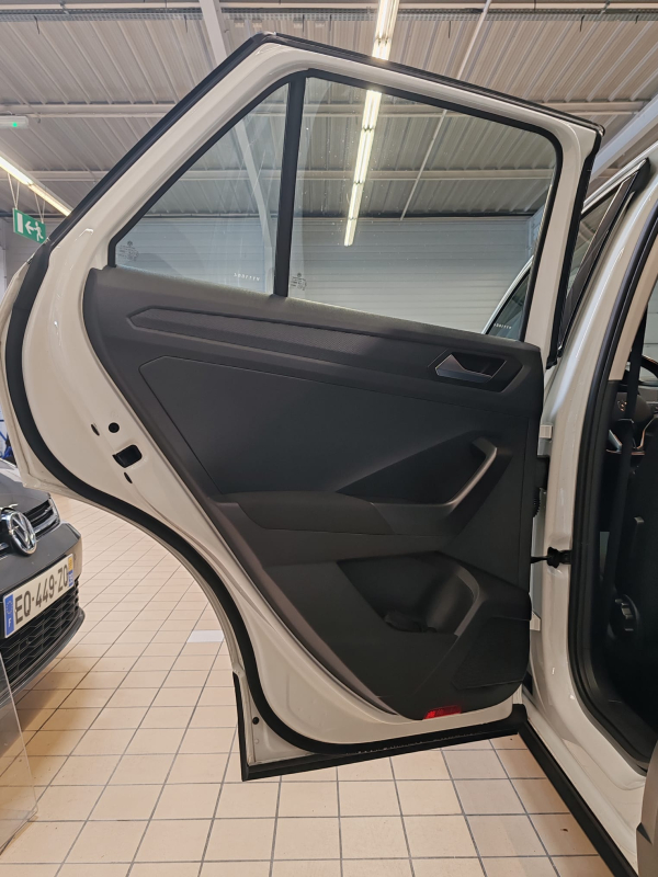 Volkswagen T-roc — 34