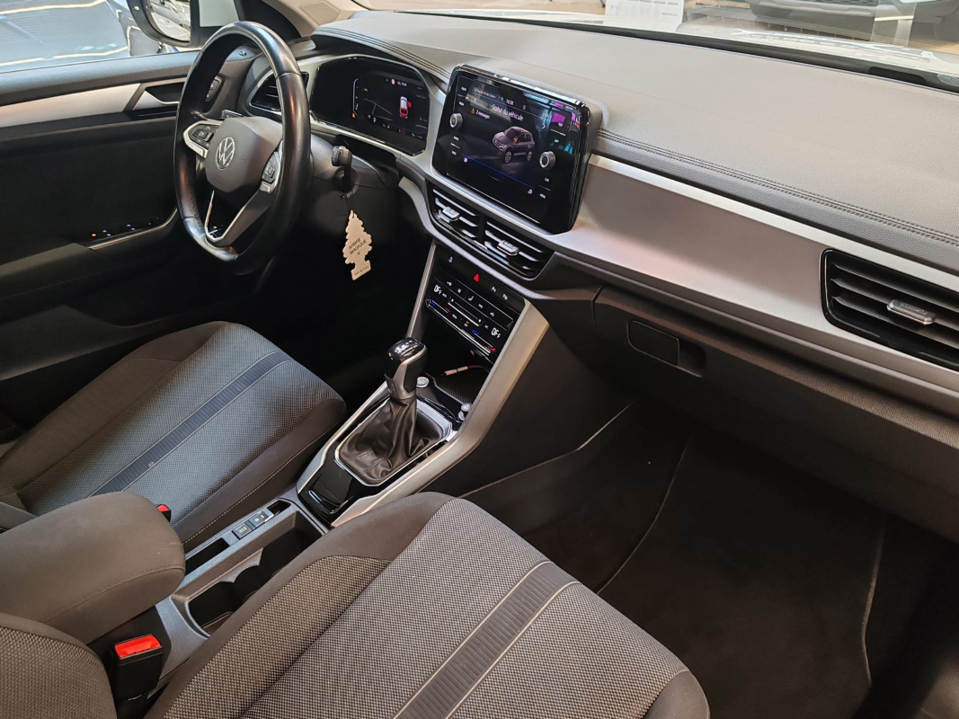 Volkswagen T-roc — 21