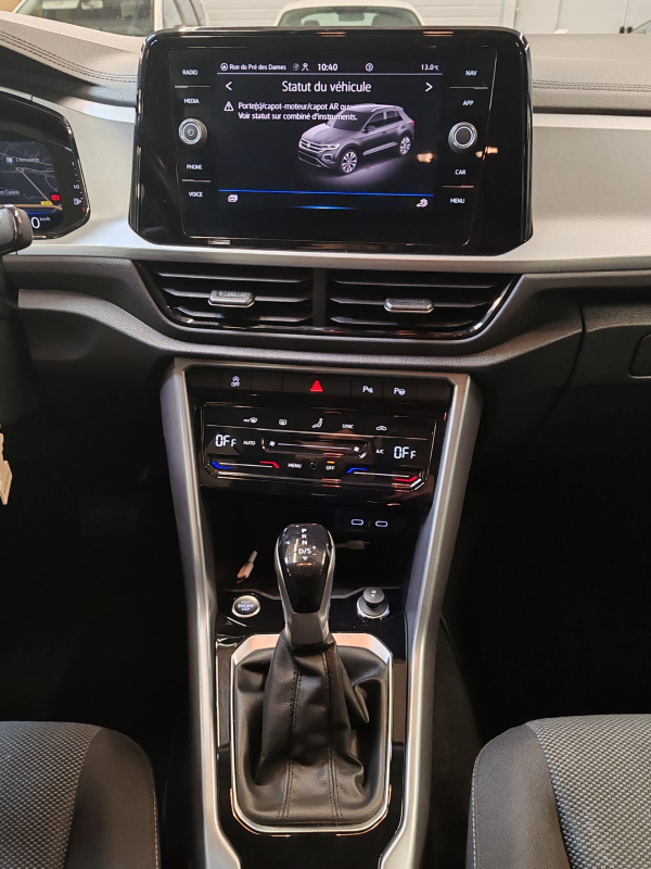 Volkswagen T-roc — 18