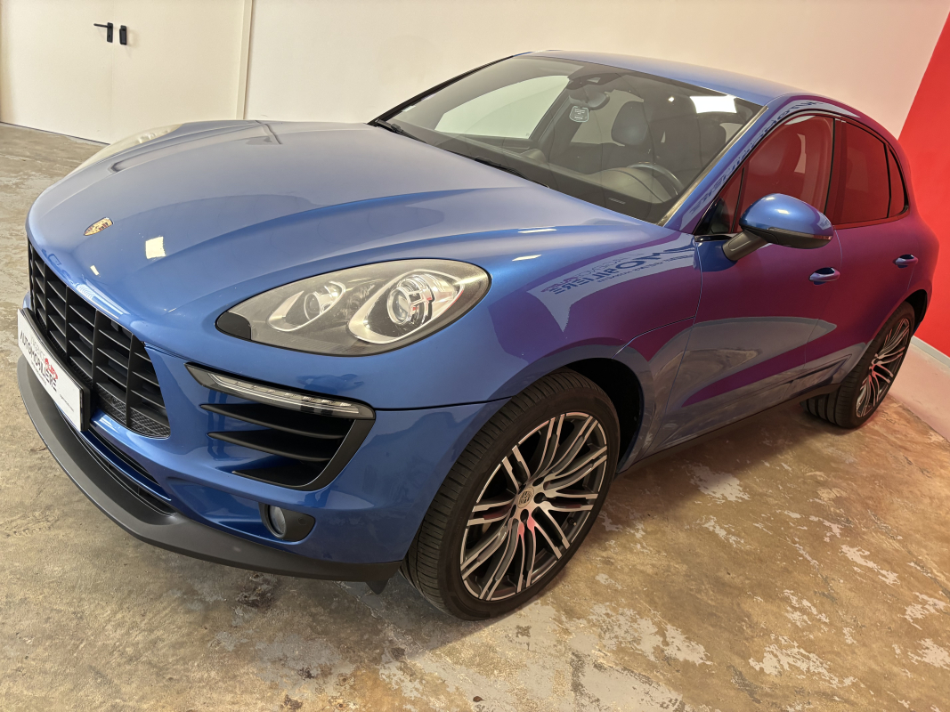 Porsche Macan — 2