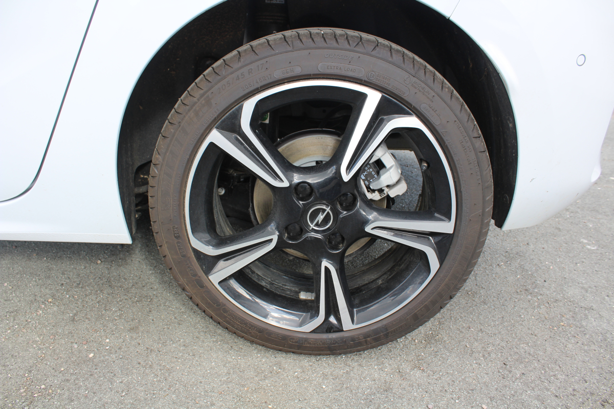 Opel Corsa — 24