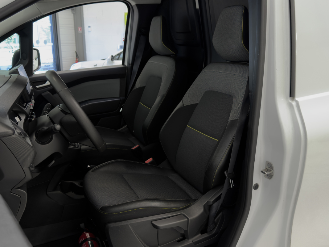 Renault Kangoo Van — 16