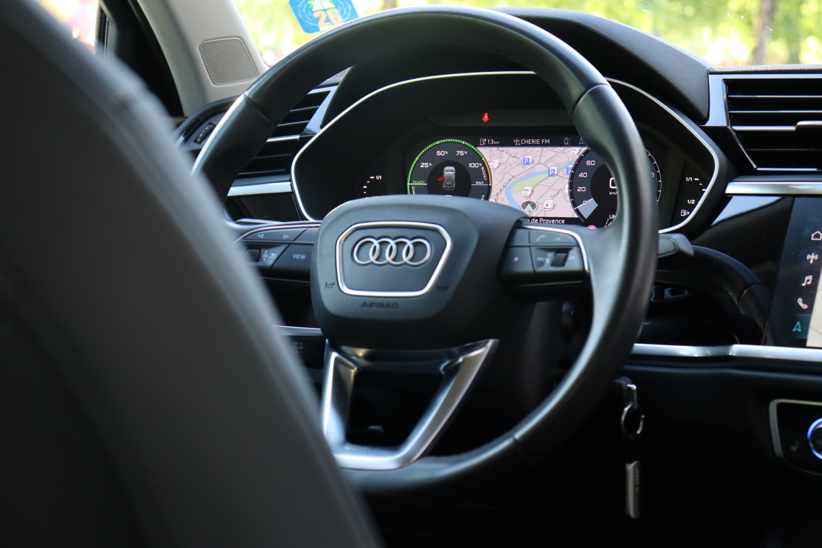 Audi Q3 — 14