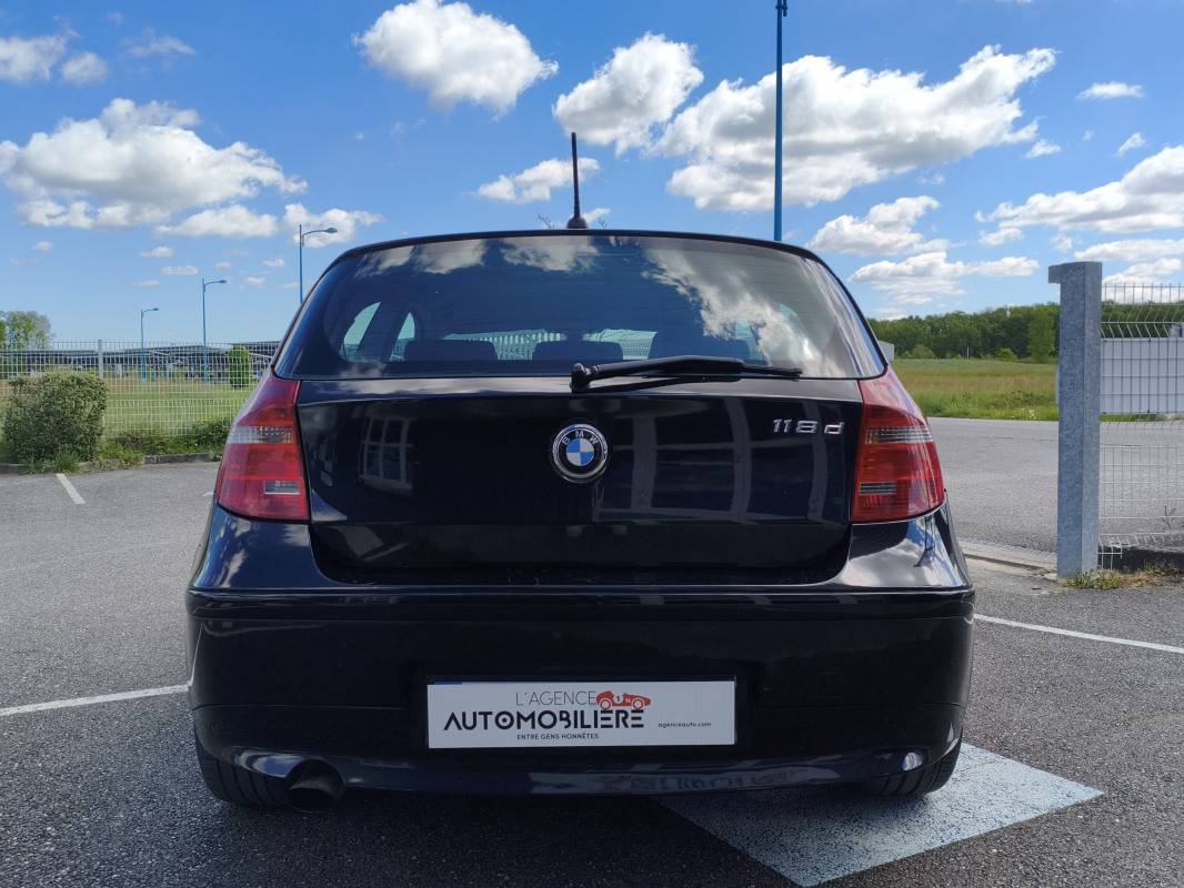Bmw Série 1 — 6