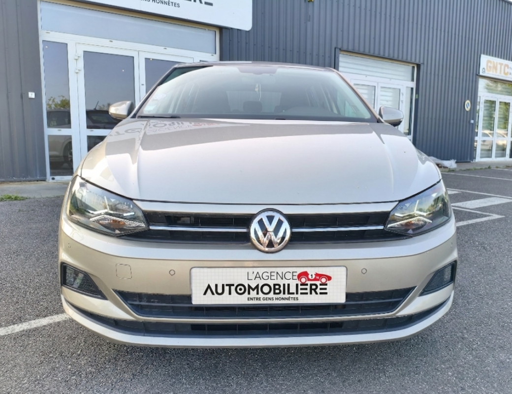 Volkswagen Polo — 2