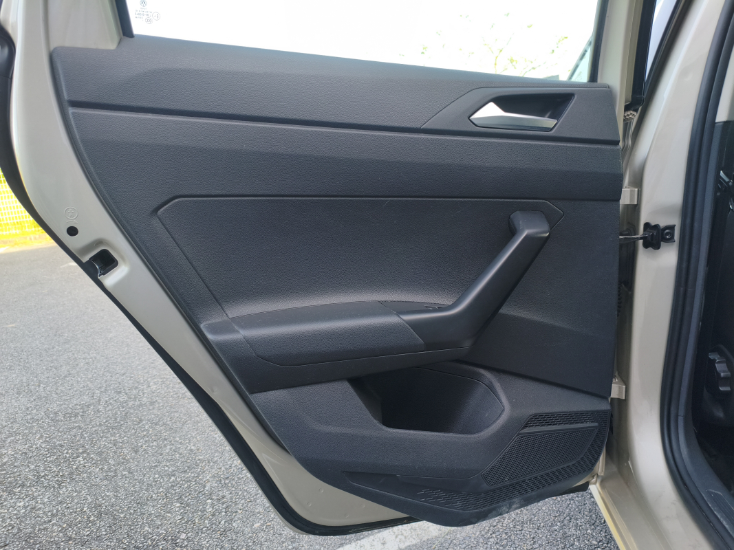Volkswagen Polo — 26