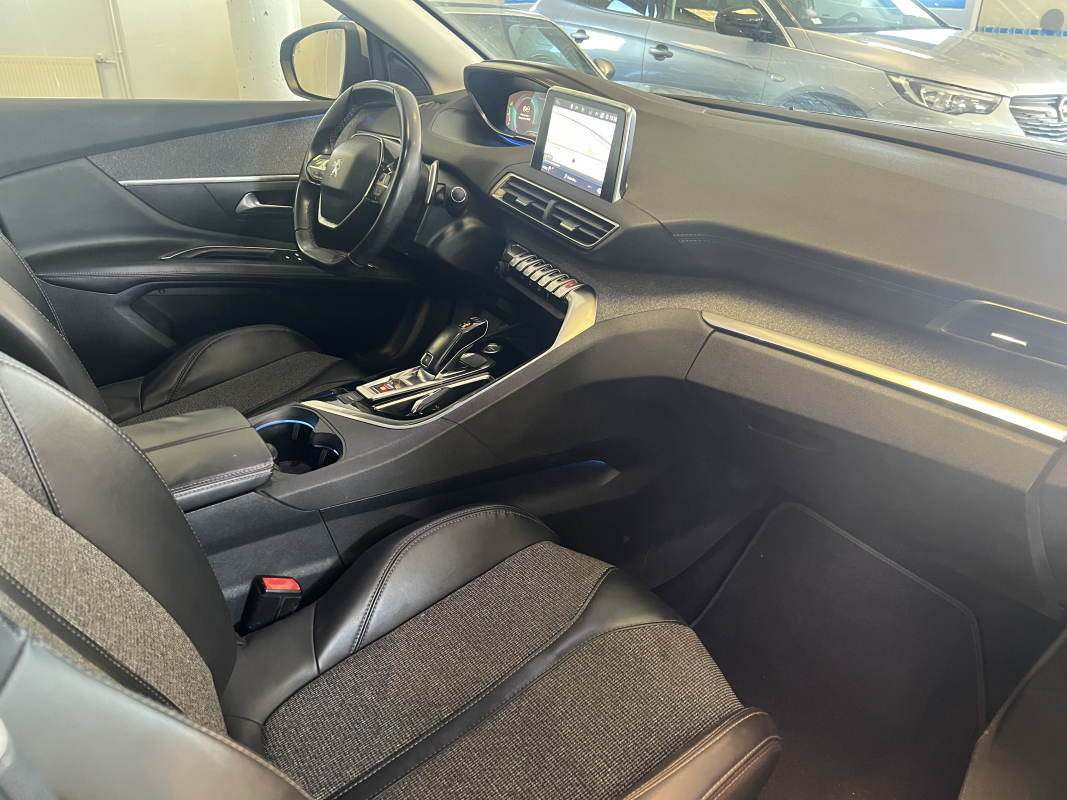 Peugeot 3008 — 18
