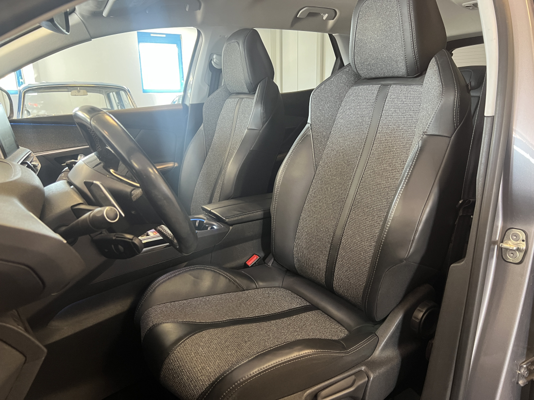 Peugeot 3008 — 7