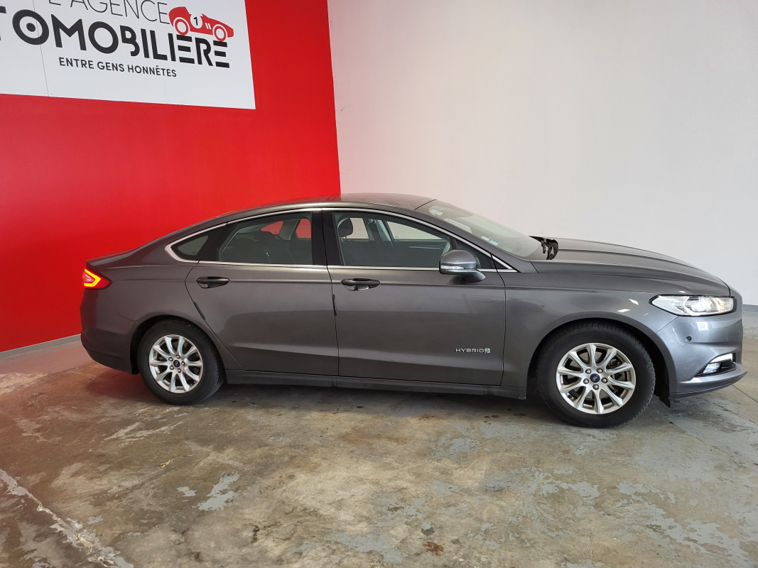 Ford Mondeo — 8