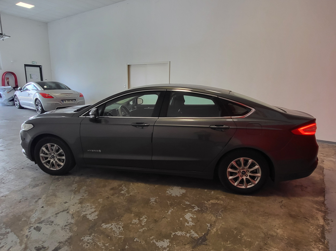 Ford Mondeo — 4