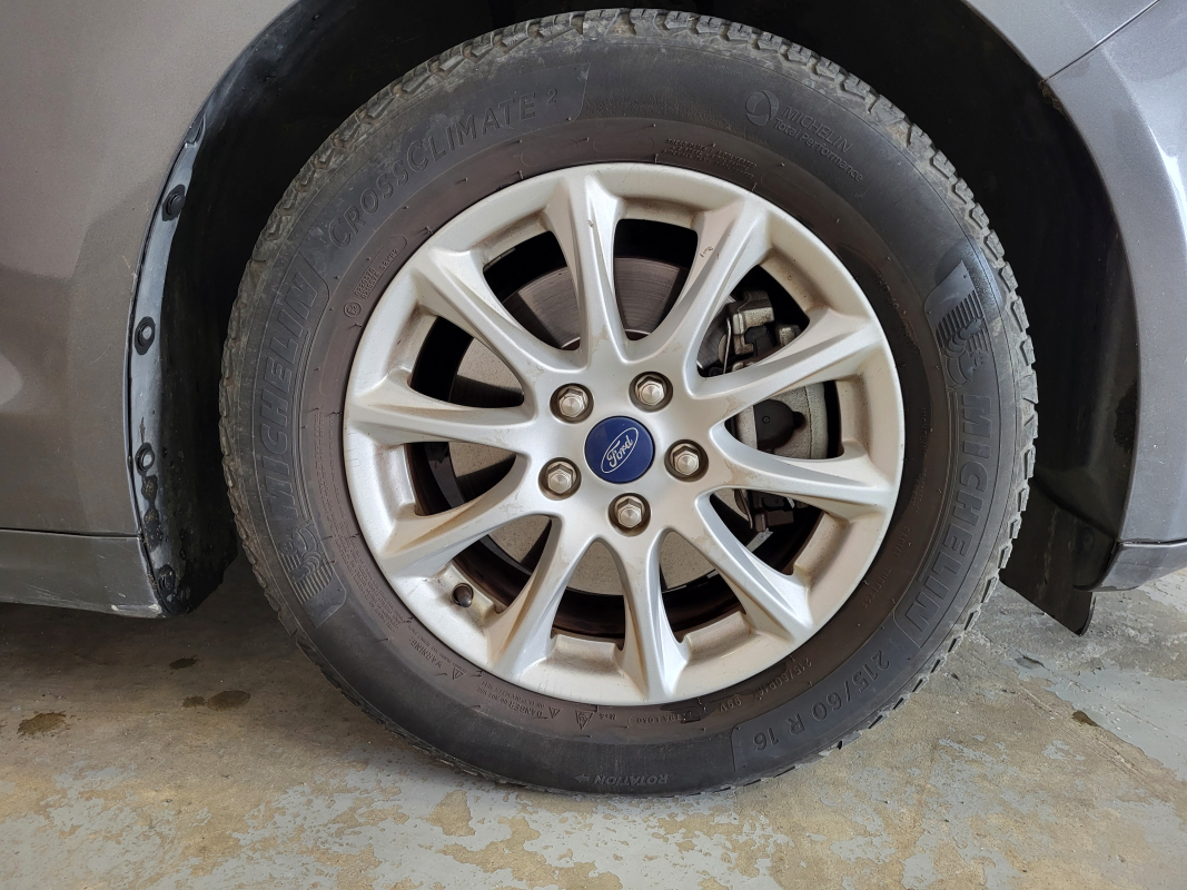 Ford Mondeo — 32