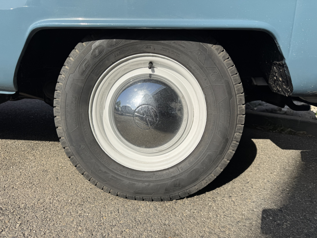Volkswagen Combi — 40