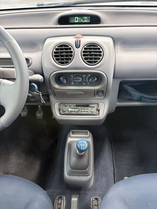 Renault Twingo — 11