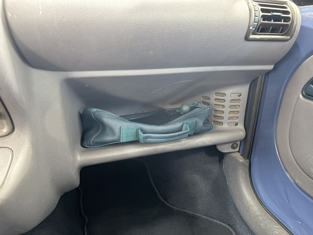 Renault Twingo — 16