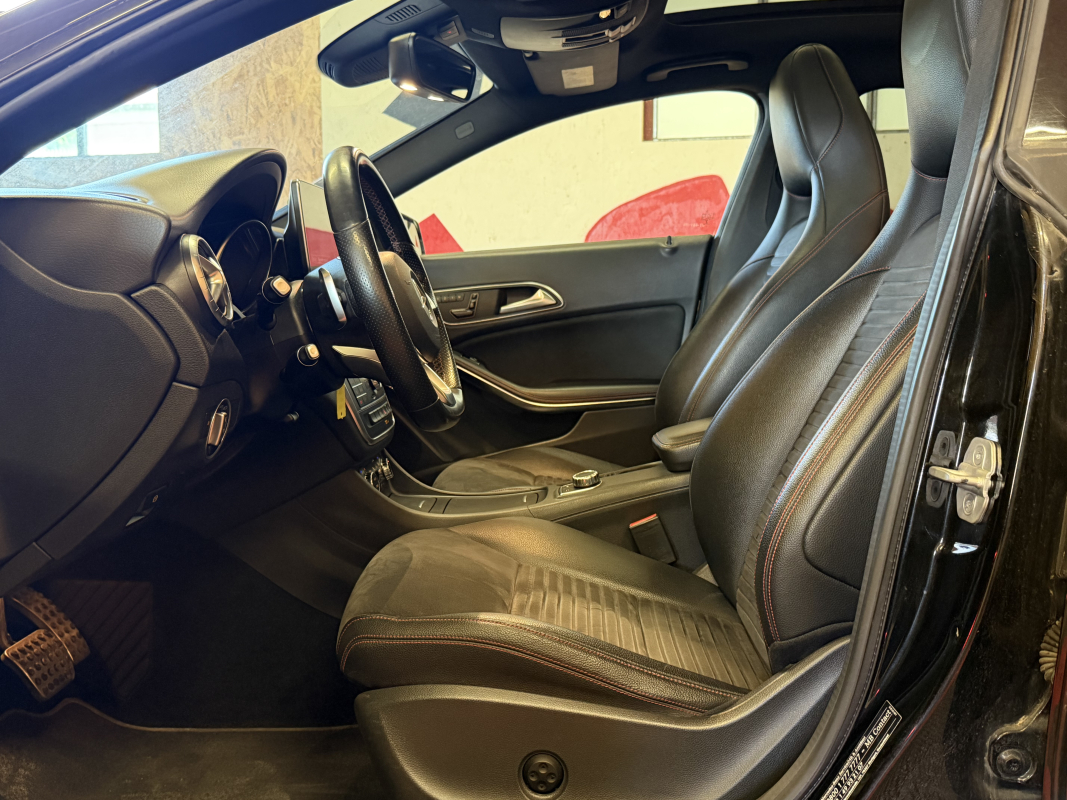 Mercedes Classe CLA — 10