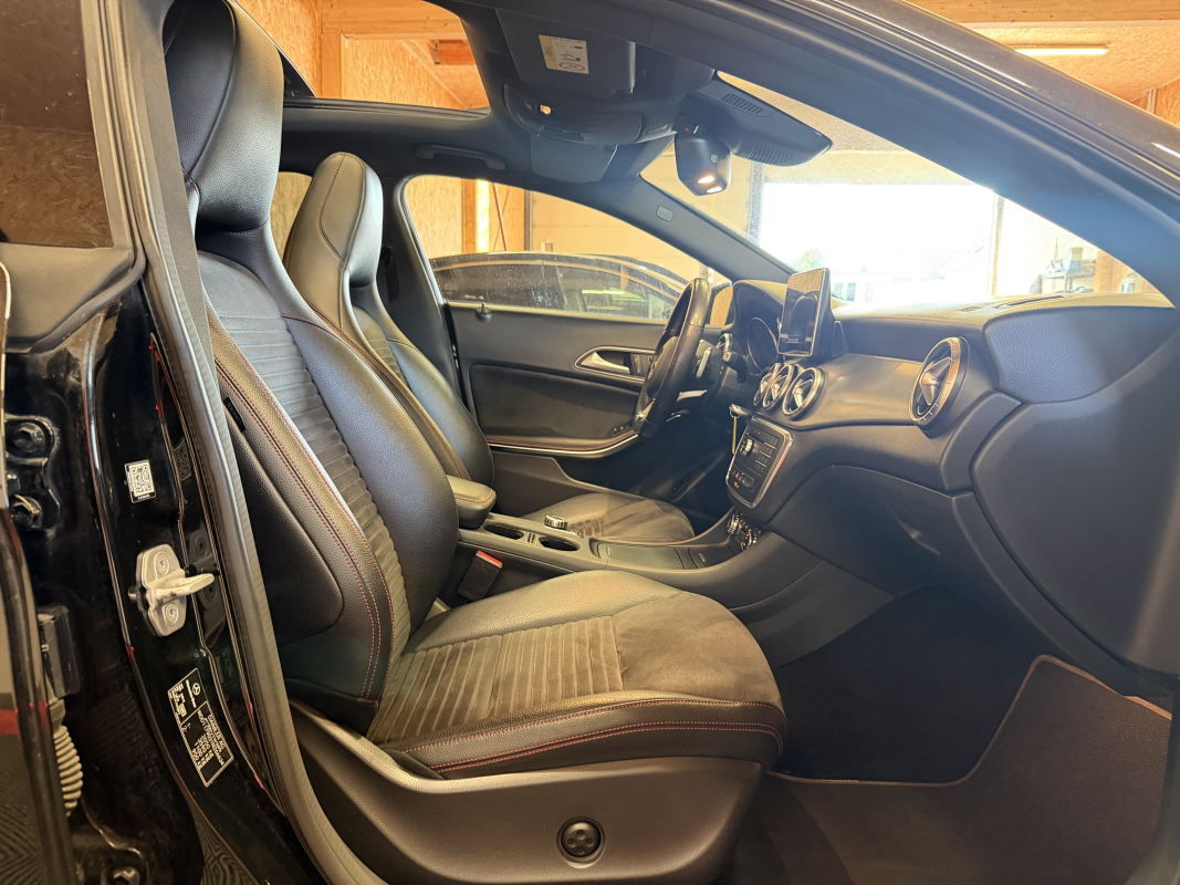 Mercedes Classe CLA — 13