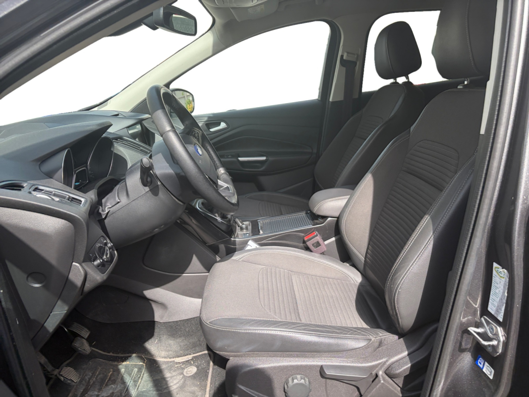 Ford Kuga — 10