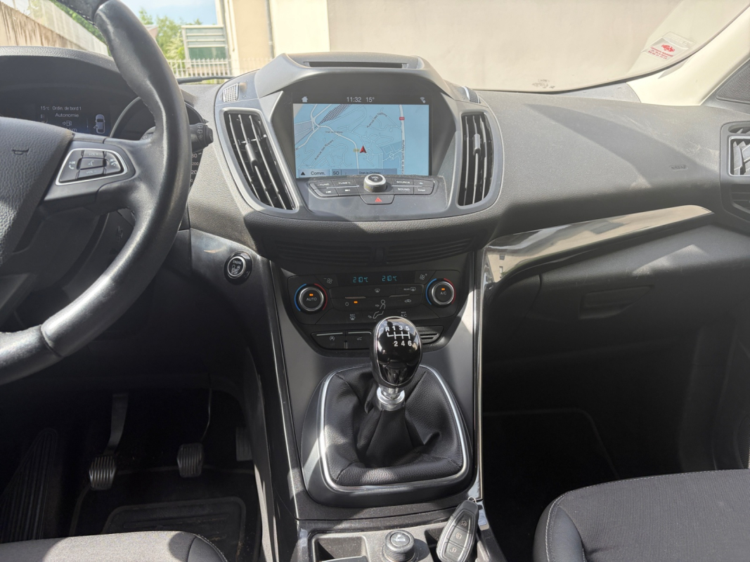 Ford Kuga — 15