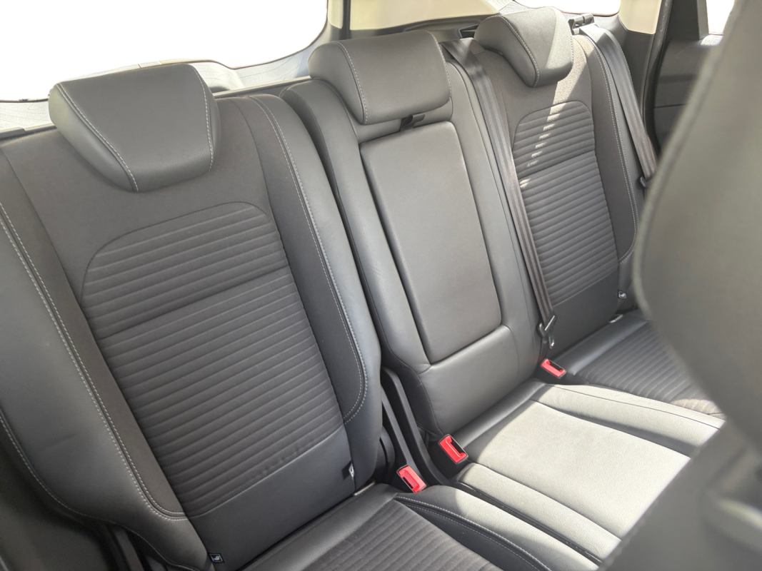 Ford Kuga — 18