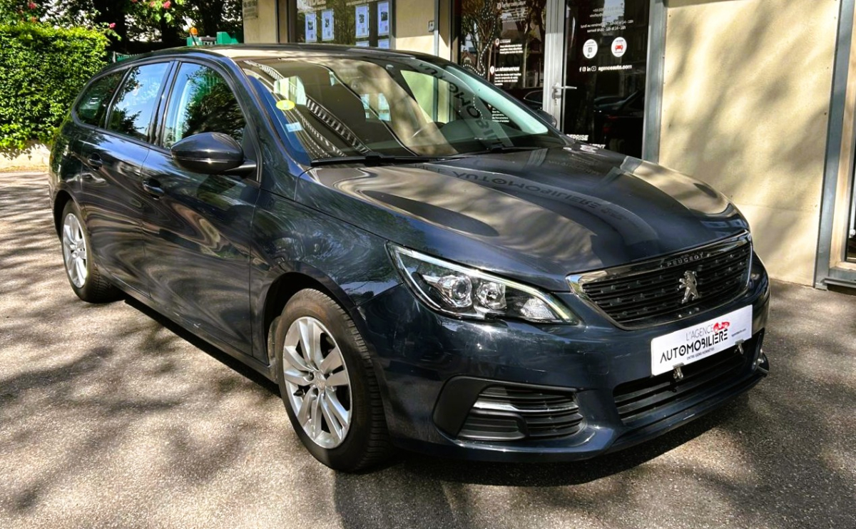 Peugeot 308 — 3