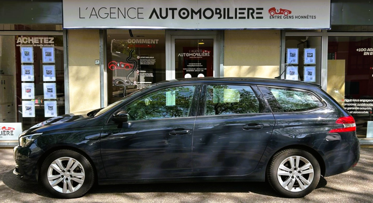 Peugeot 308 — 8