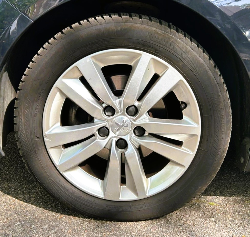 Peugeot 308 — 27