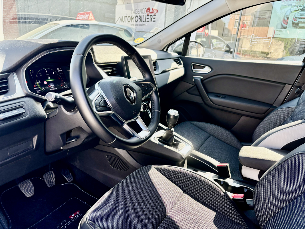 Renault Captur — 10